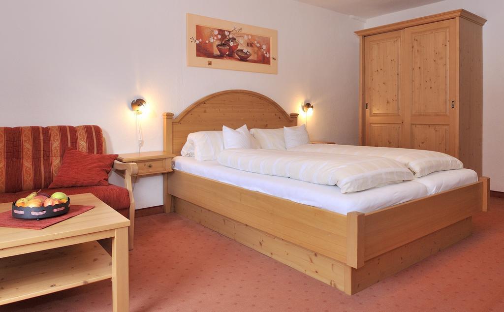 Gschwenderhaus Ferienwohnungen Oberstdorf Bilik gambar