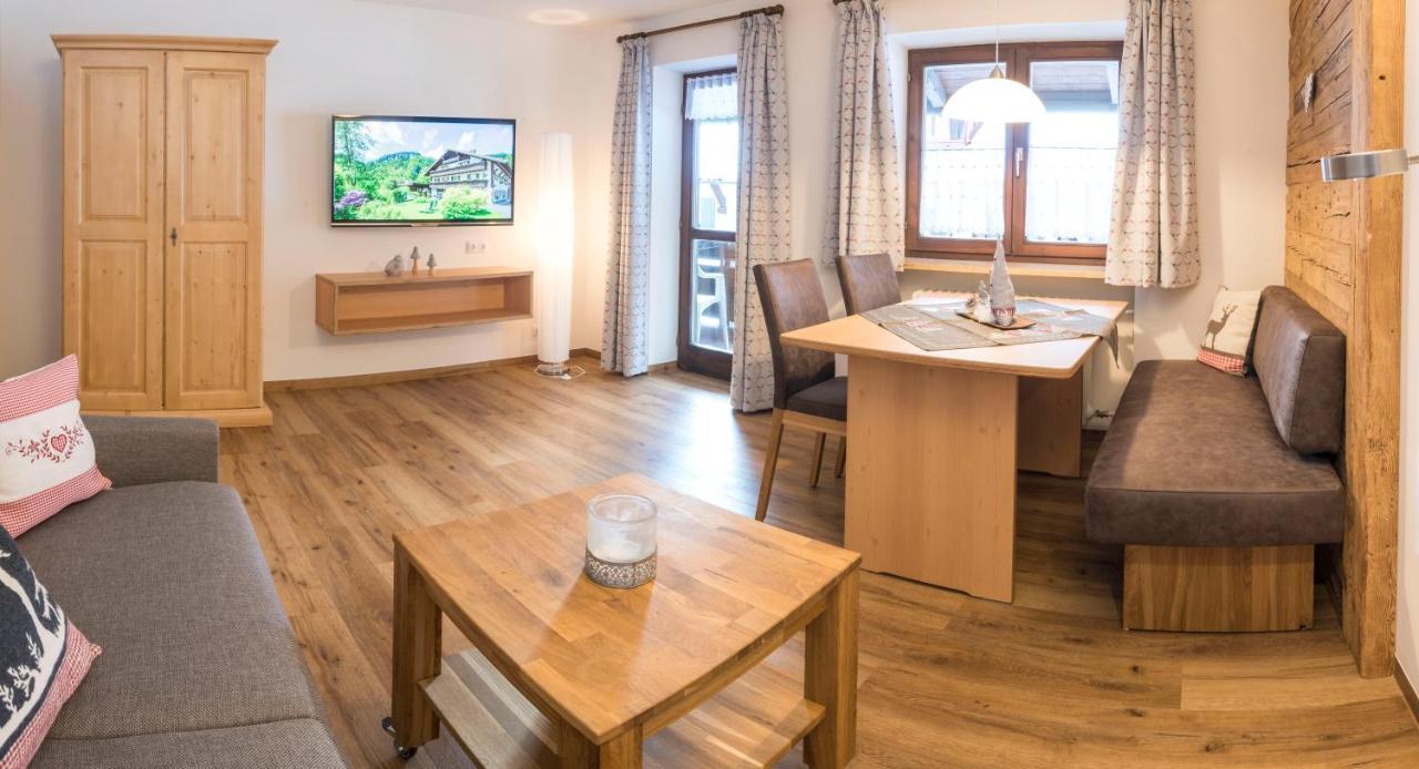 Gschwenderhaus Ferienwohnungen Oberstdorf Luaran gambar